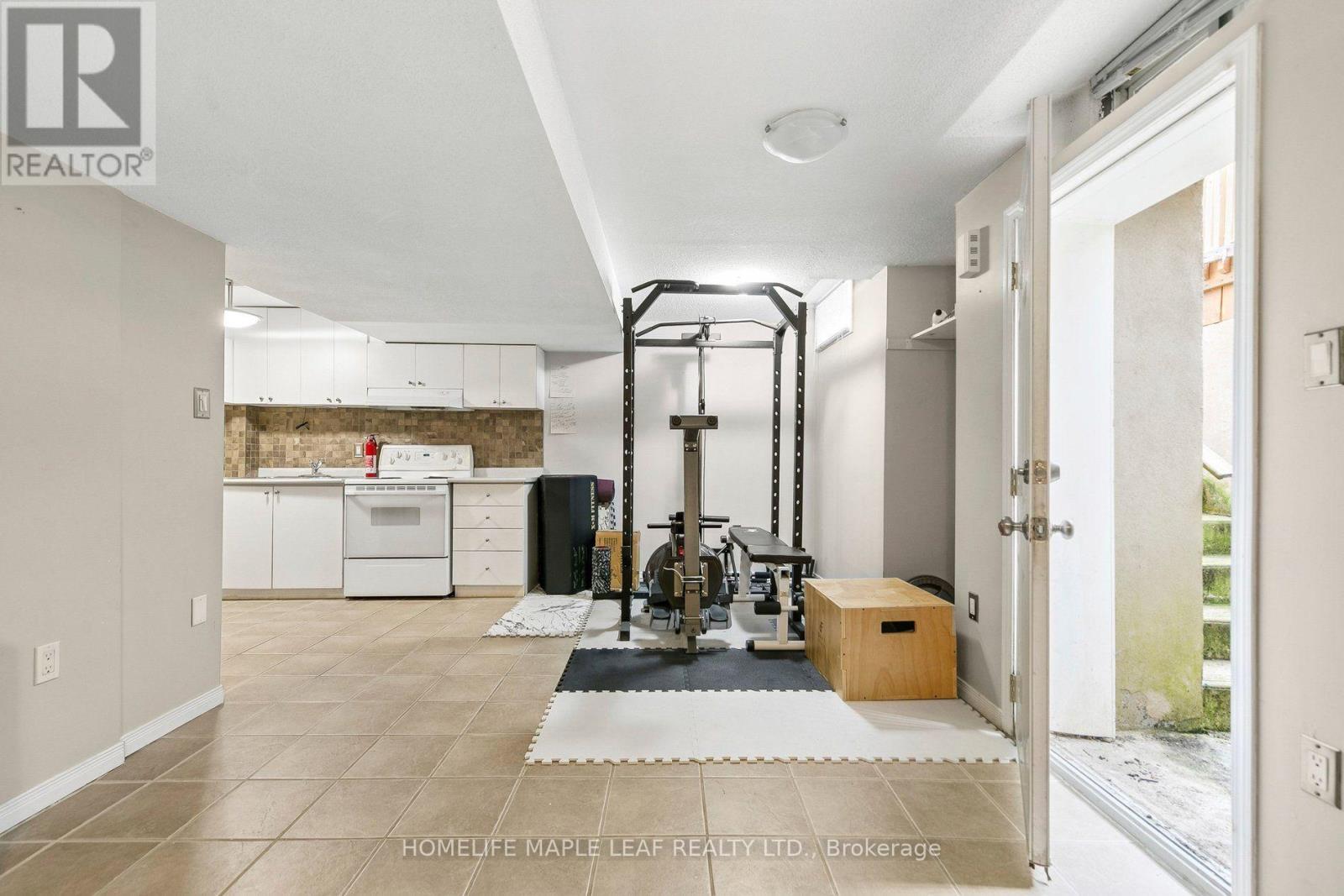 3948 DEEPWOOD HEIGHTS - 17
