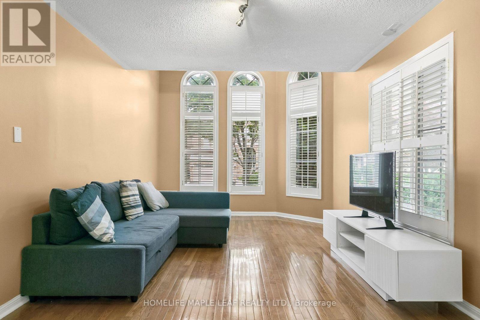 3948 DEEPWOOD HEIGHTS - 4