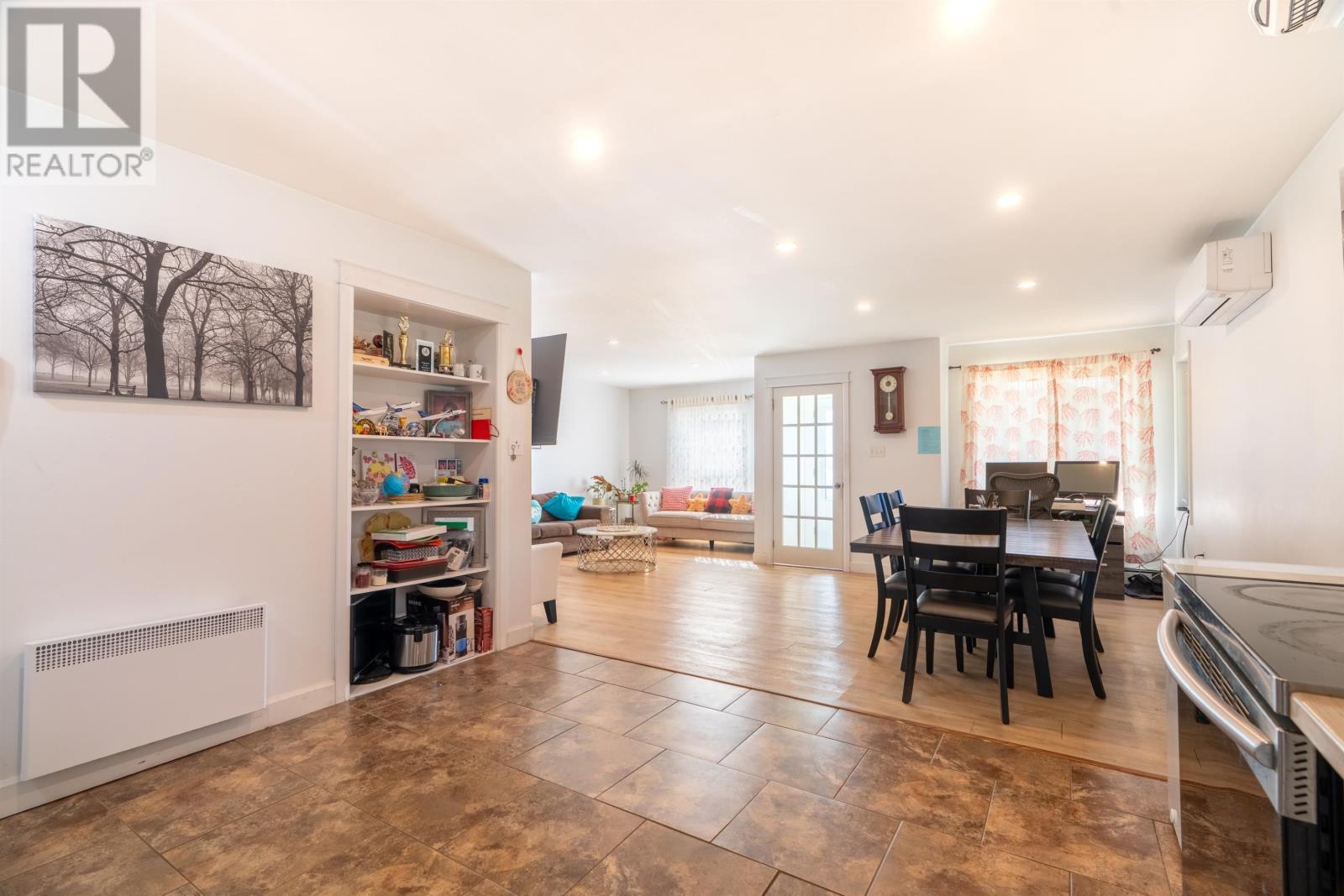 55 CORRIGAN Court - 12