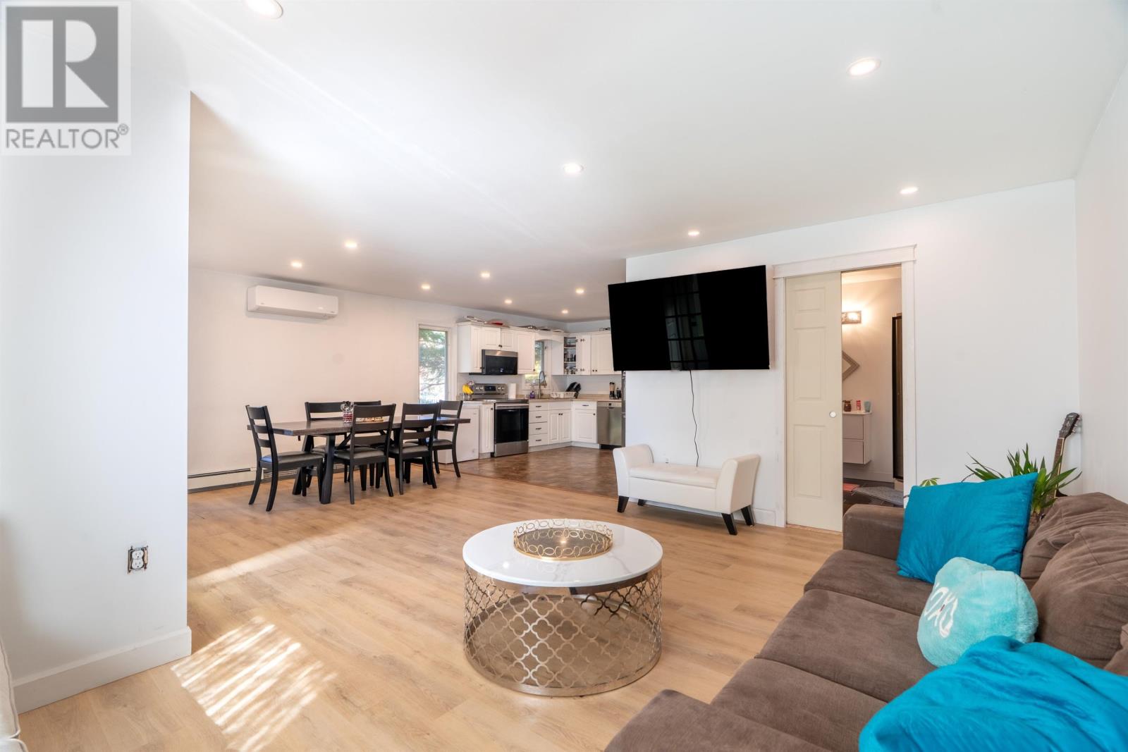 55 CORRIGAN Court - 8