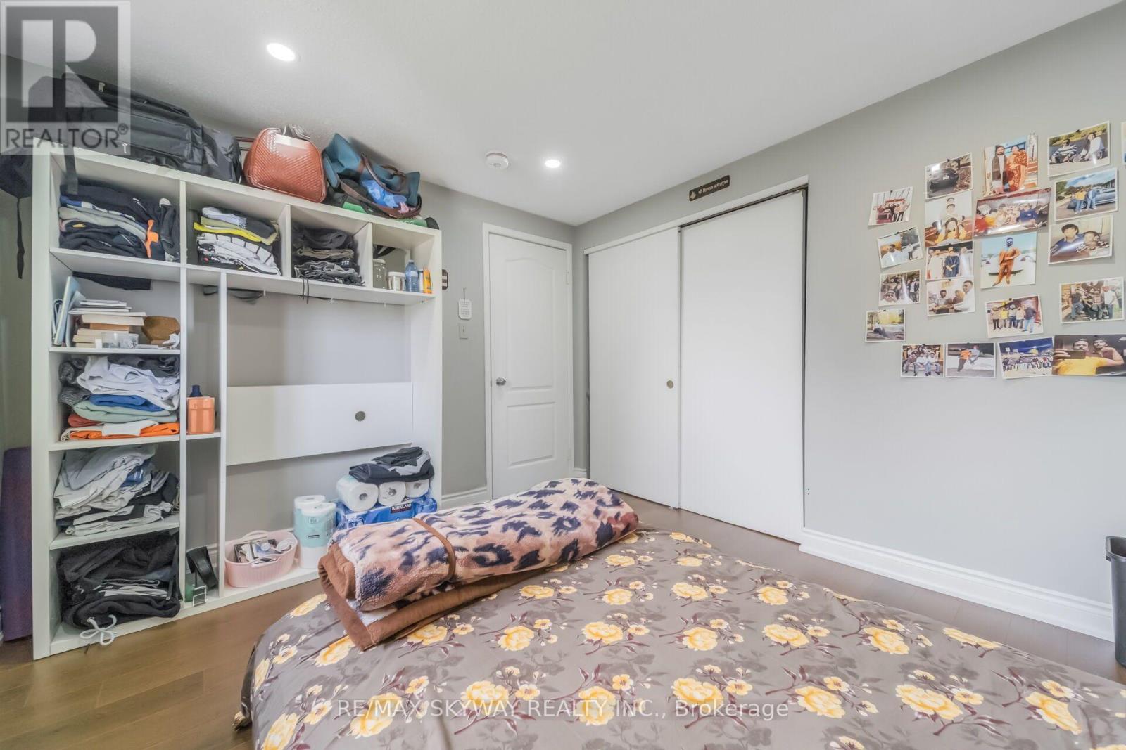 42 NEWBURY DRIVE - 29