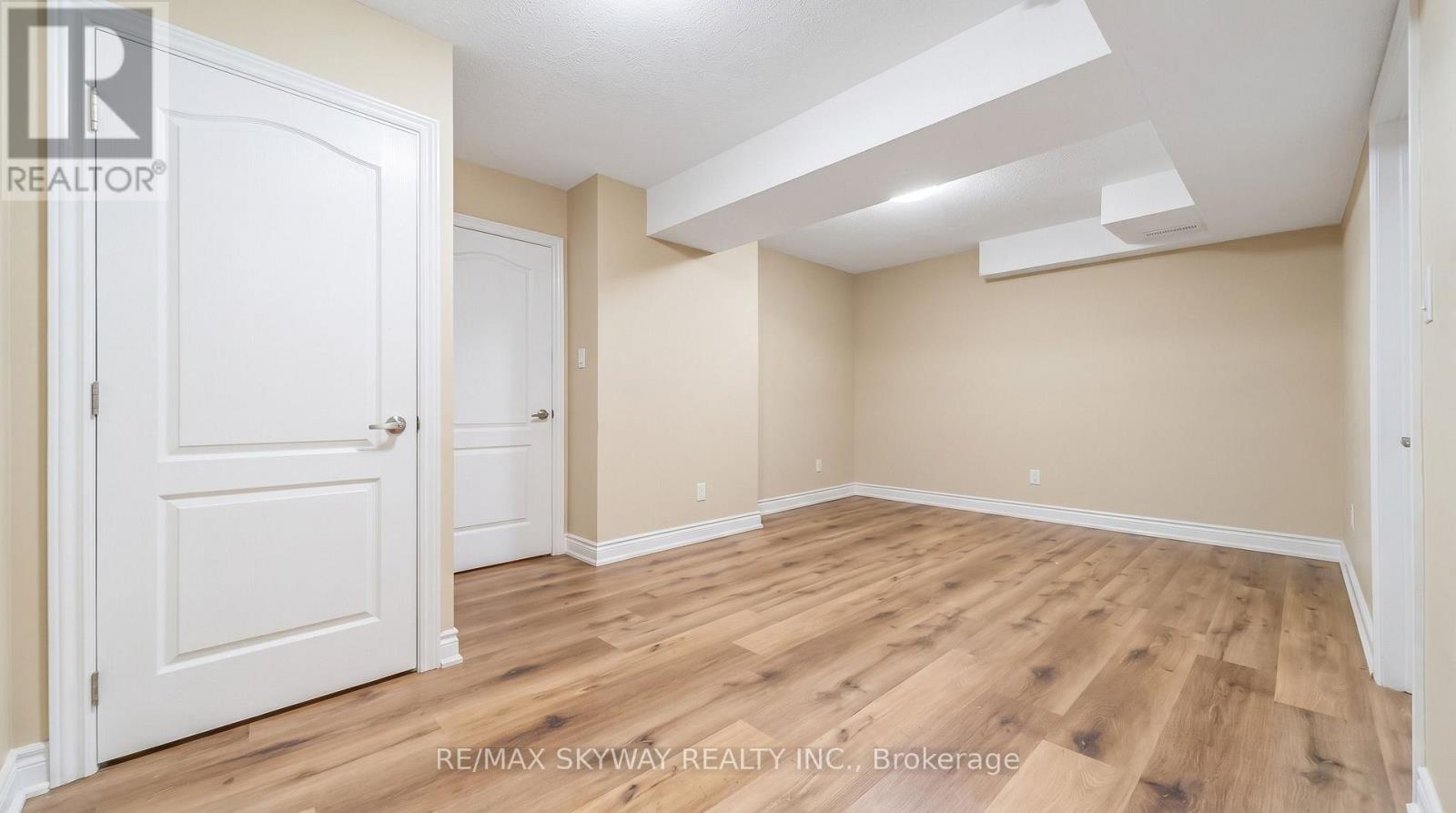 42 NEWBURY DRIVE - 37