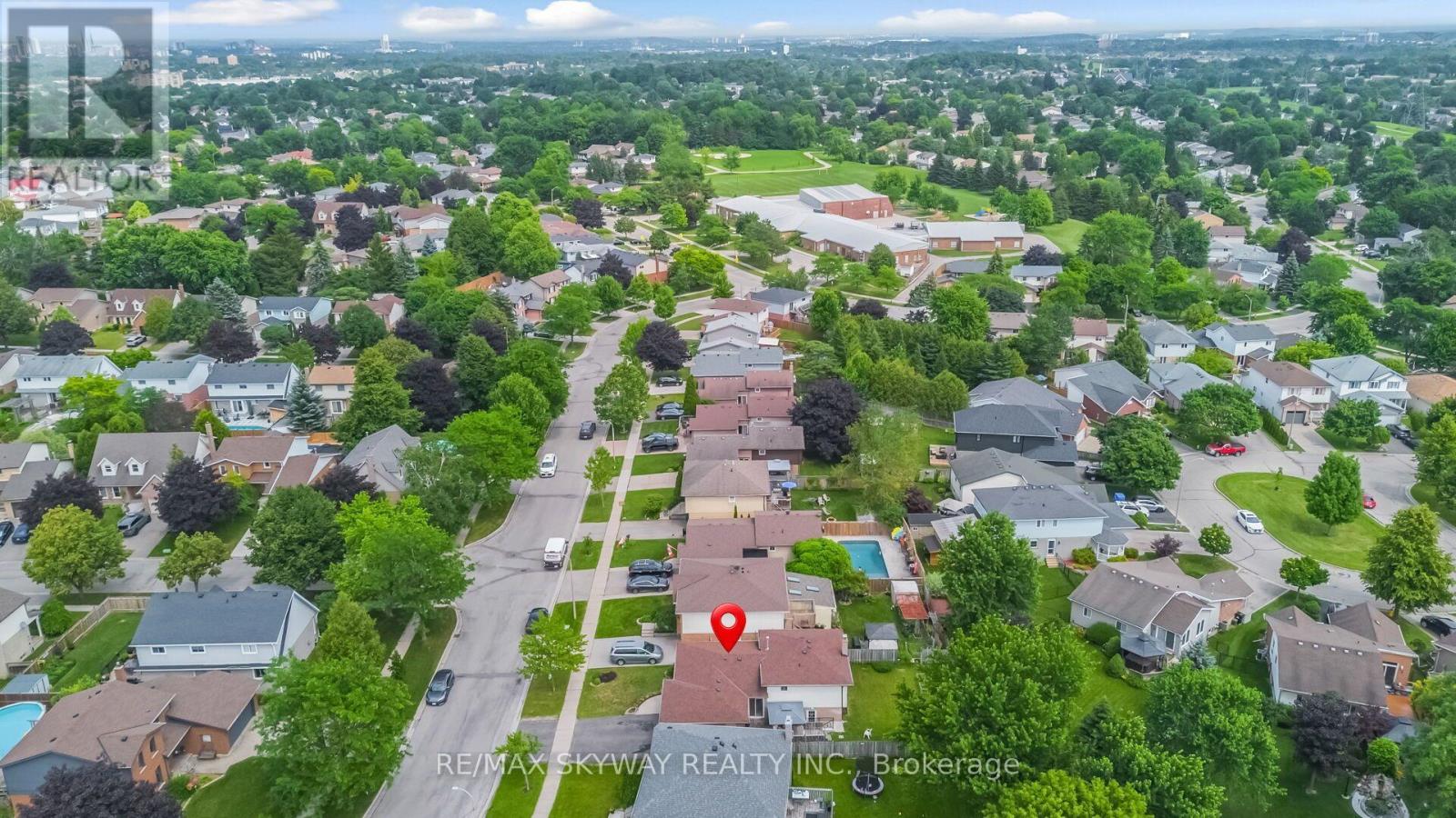 42 NEWBURY DRIVE - 4