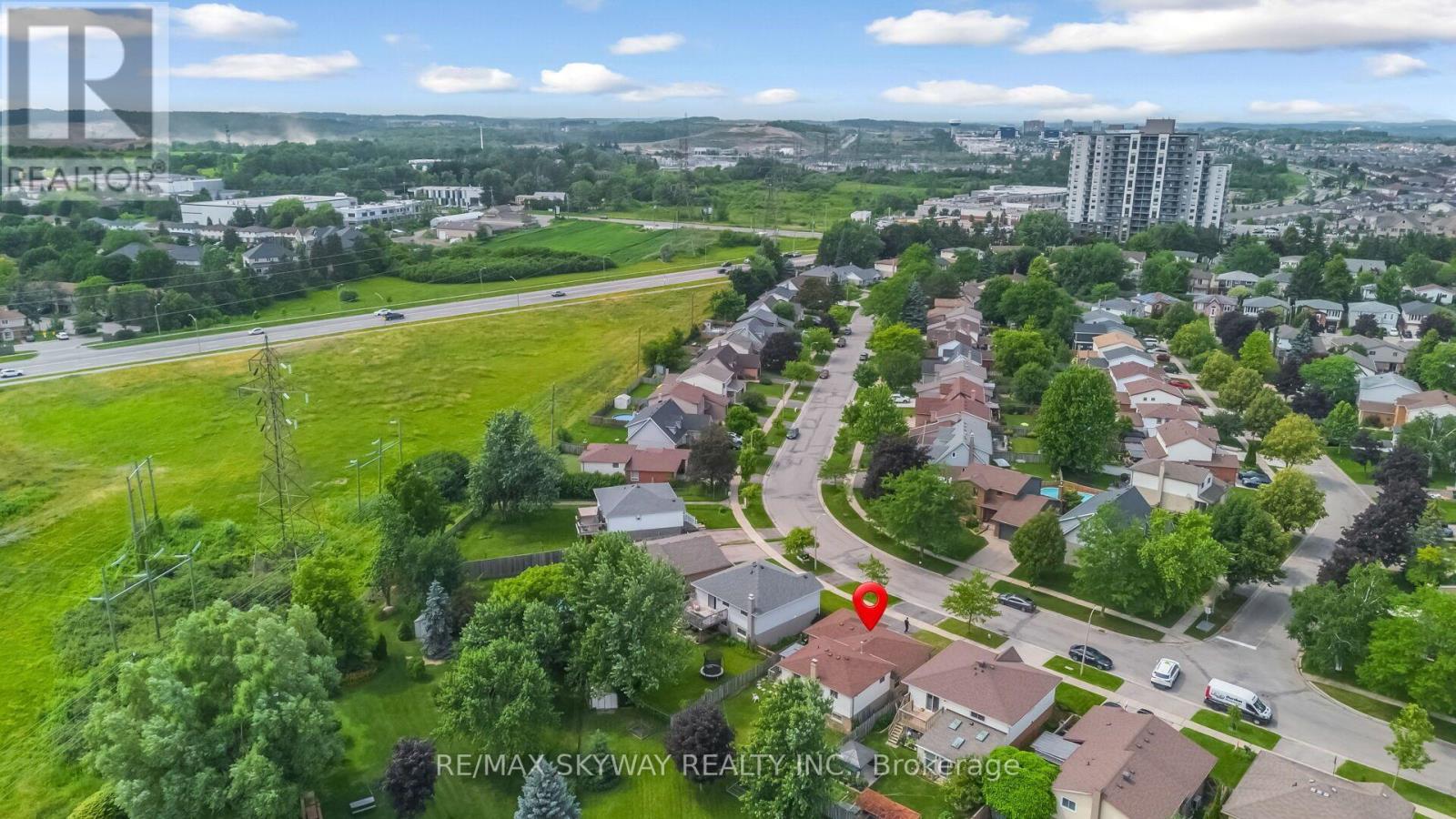 42 NEWBURY DRIVE - 49