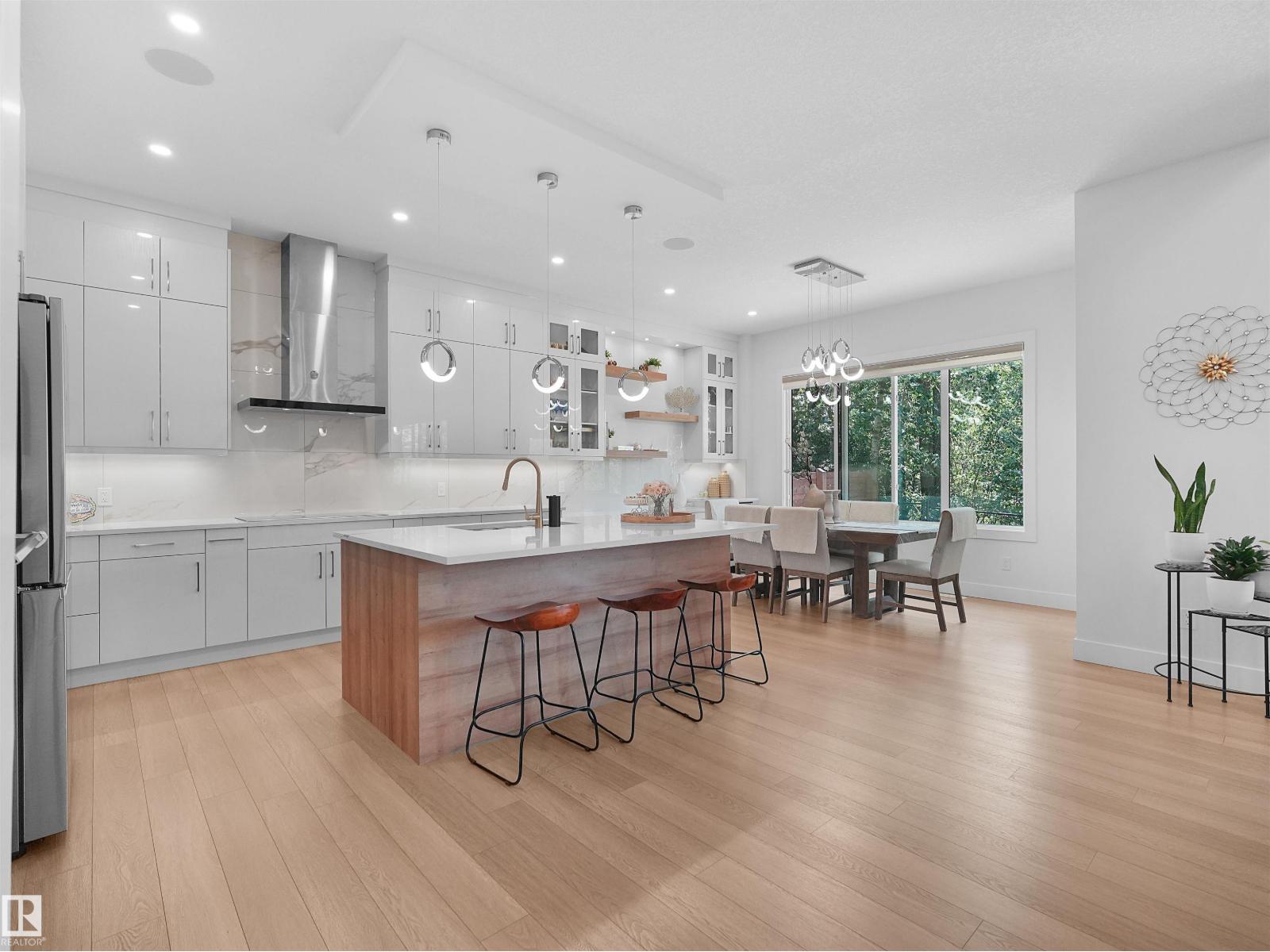 320 38 ST SW - 17