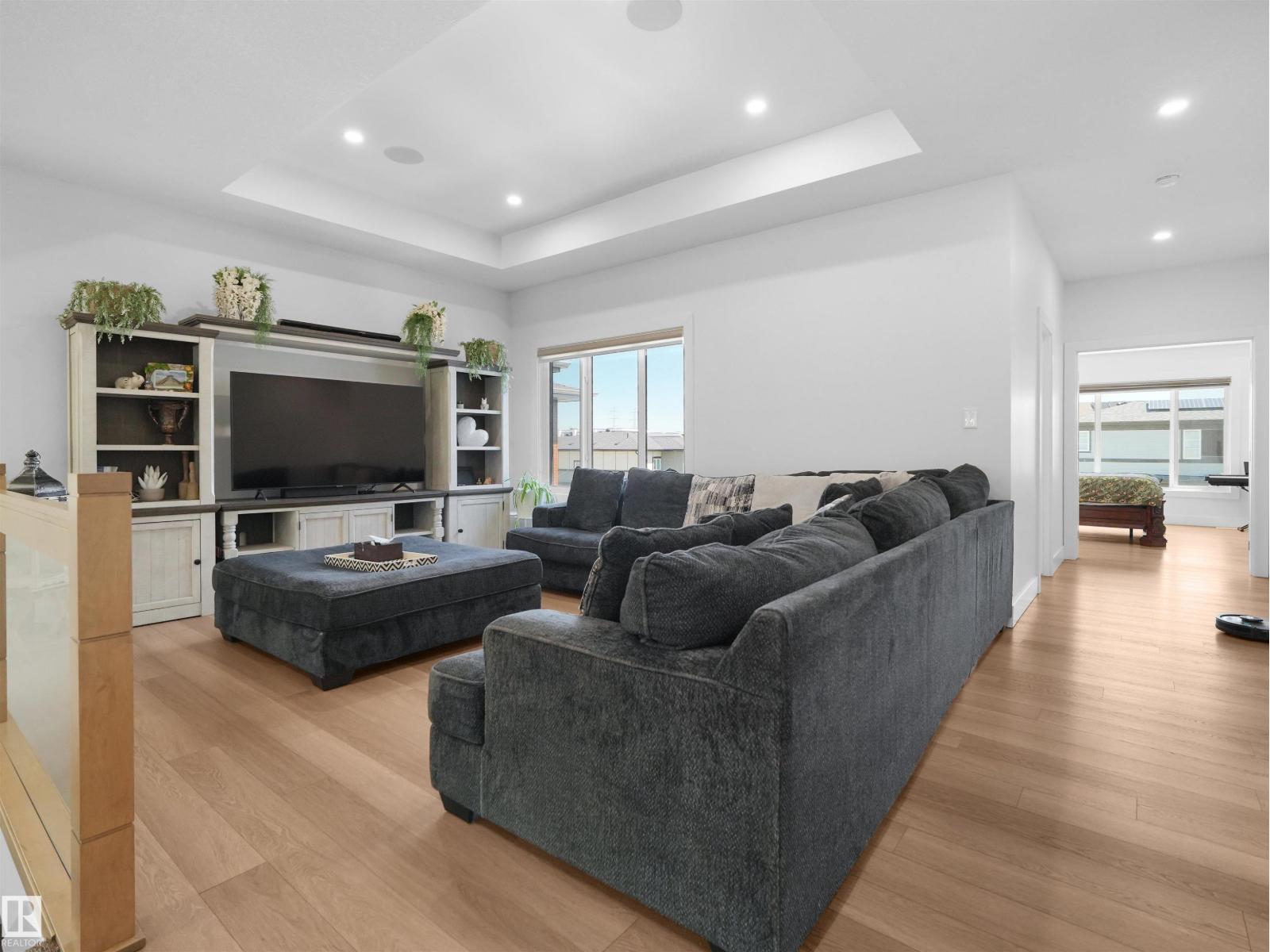 320 38 ST SW - 23