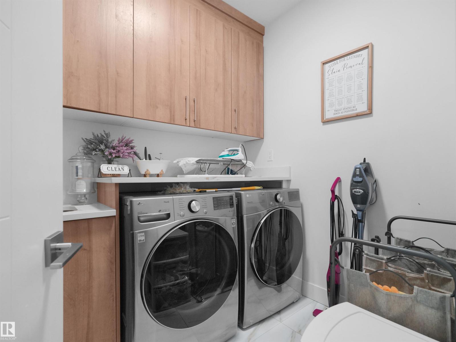 320 38 ST SW - 26