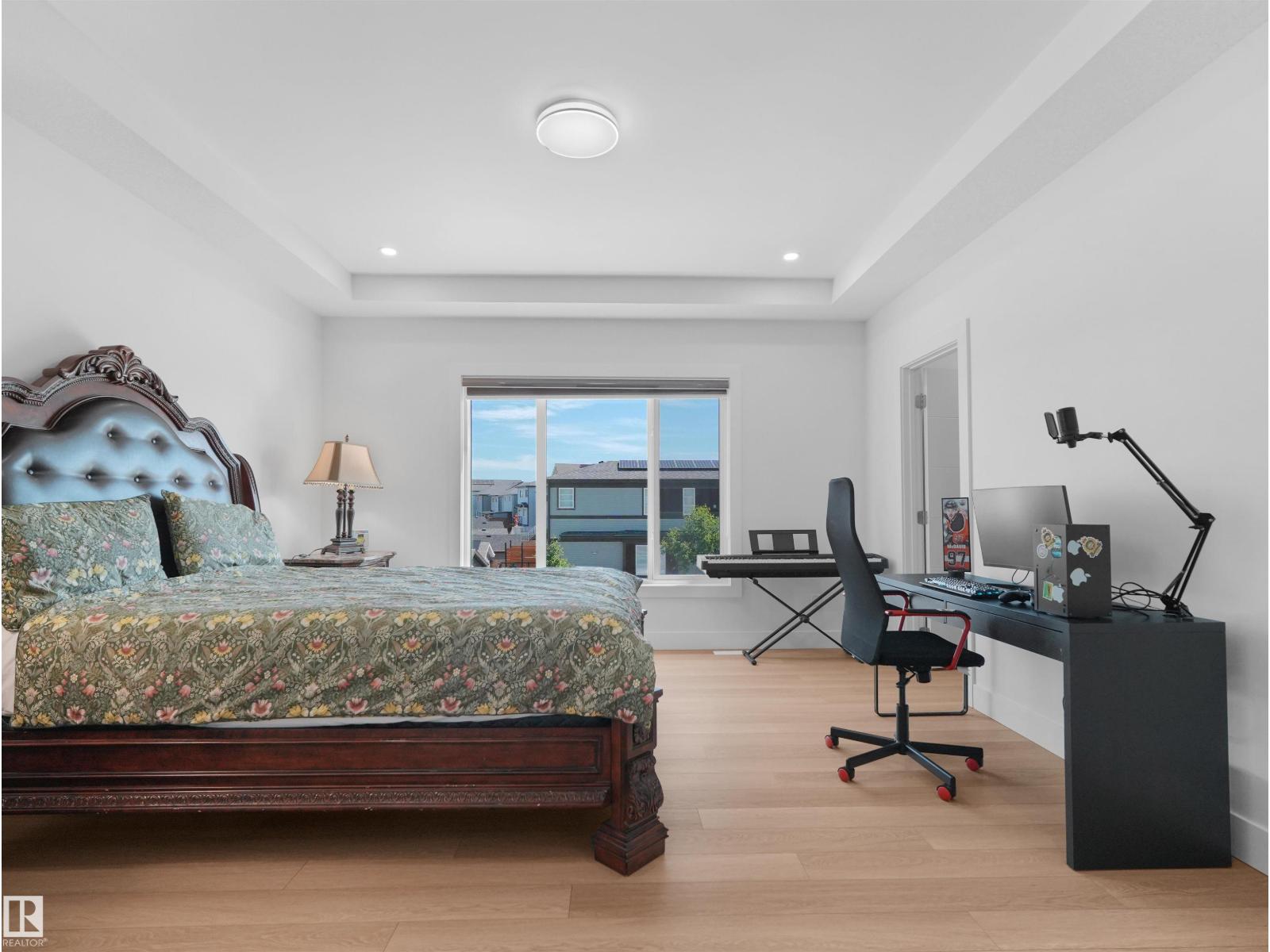 320 38 ST SW - 28