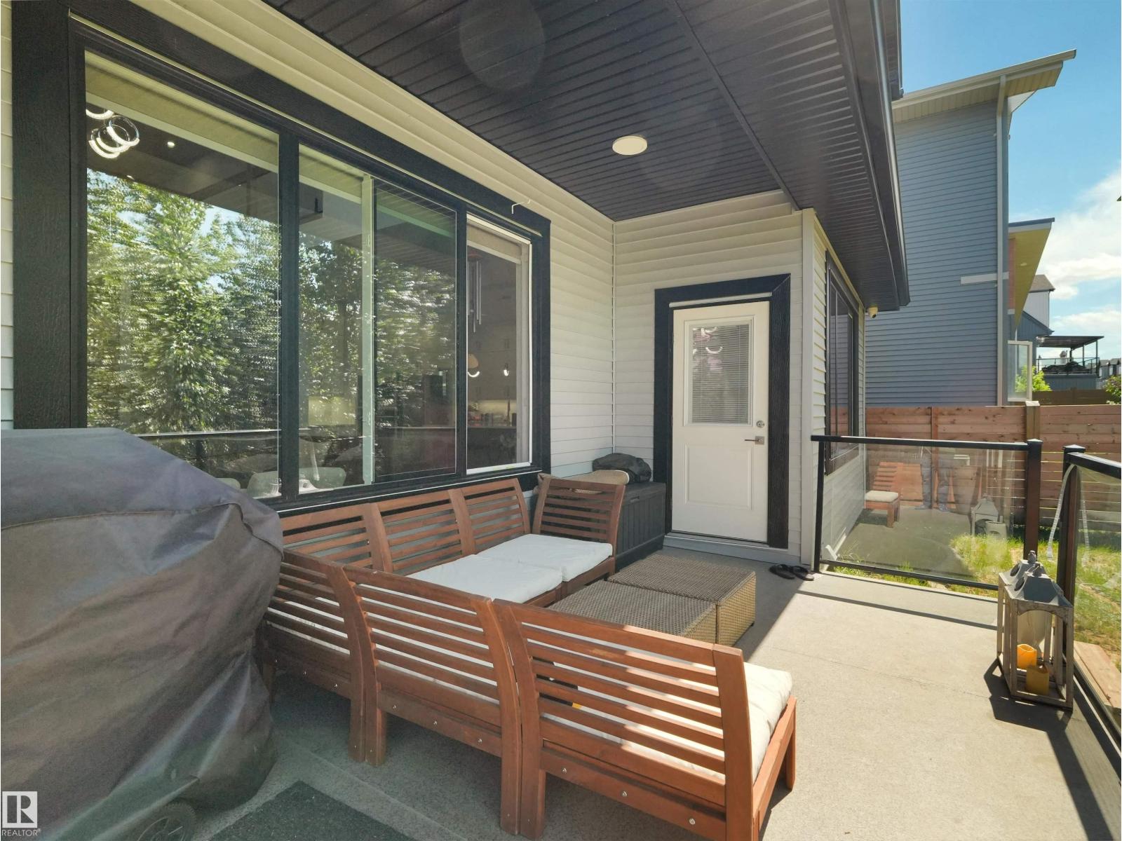 320 38 ST SW - 43