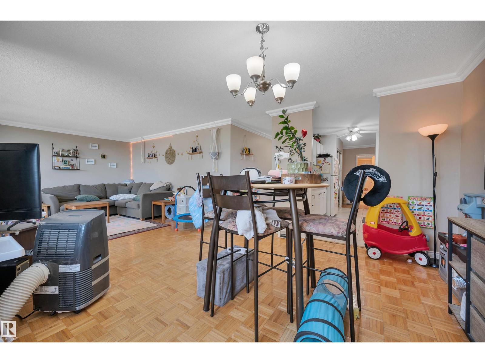 #205 9835 113 ST NW - 17