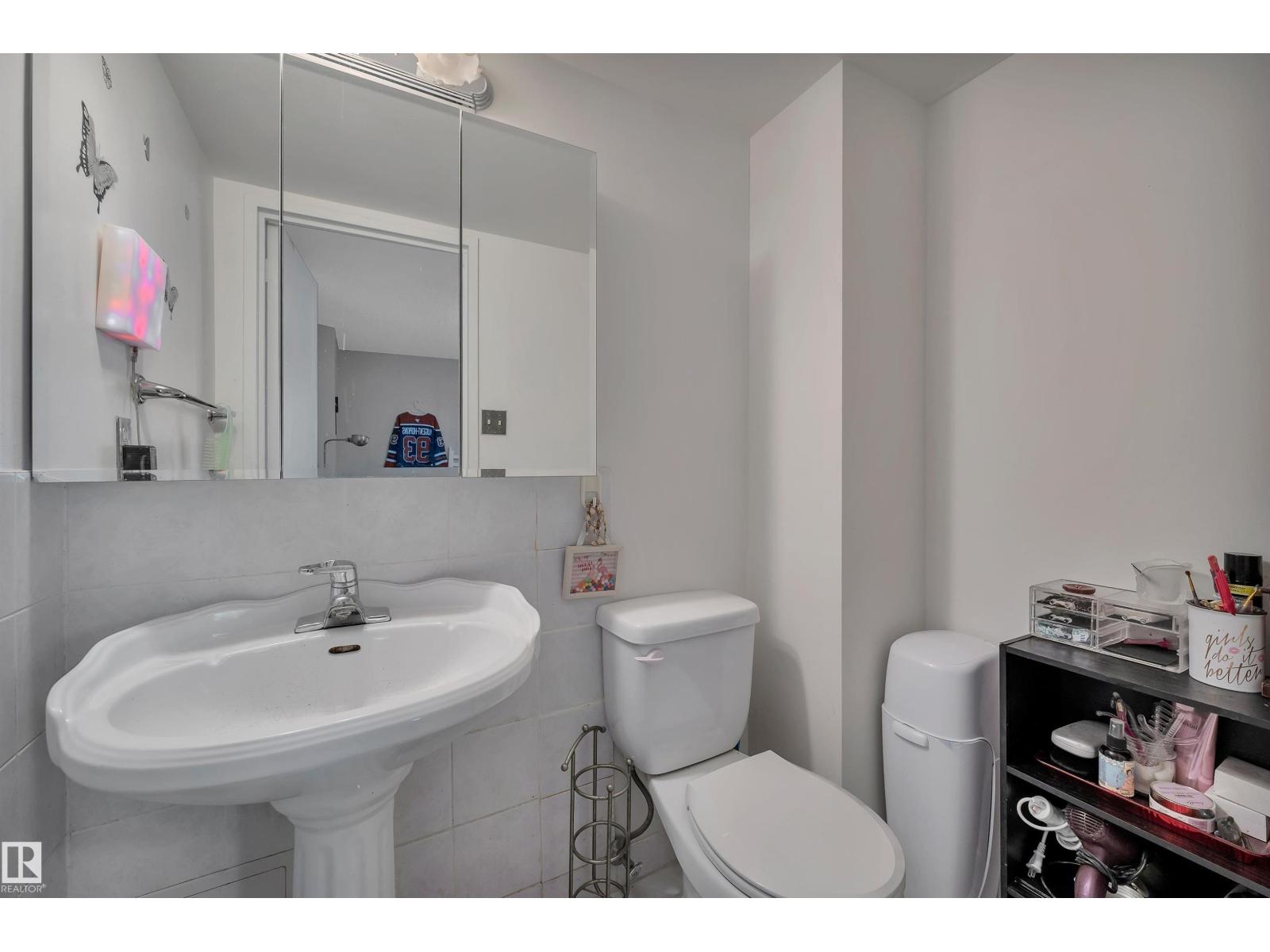#205 9835 113 ST NW - 28