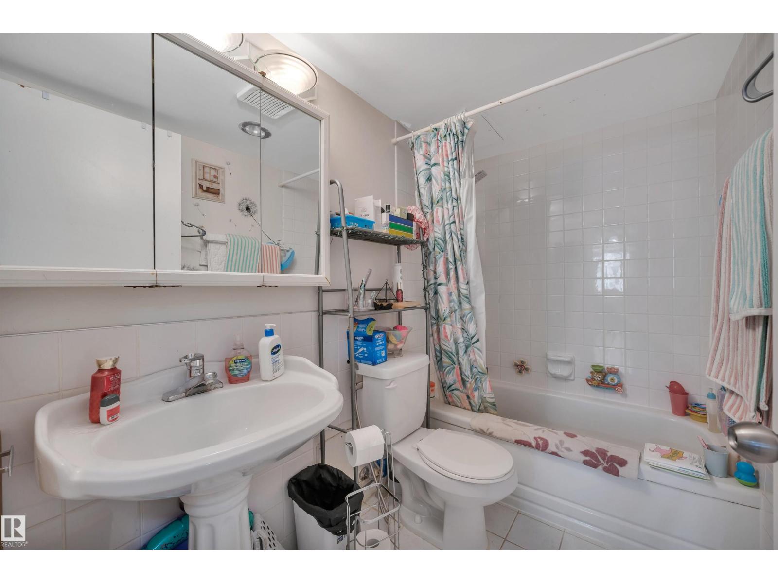#205 9835 113 ST NW - 30