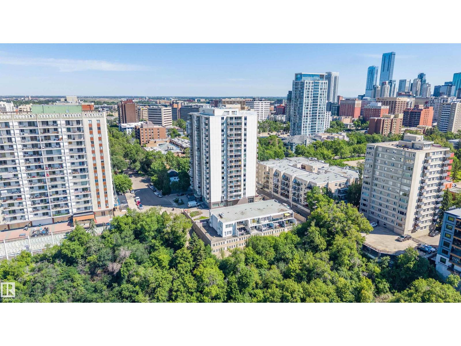 #205 9835 113 ST NW - 46