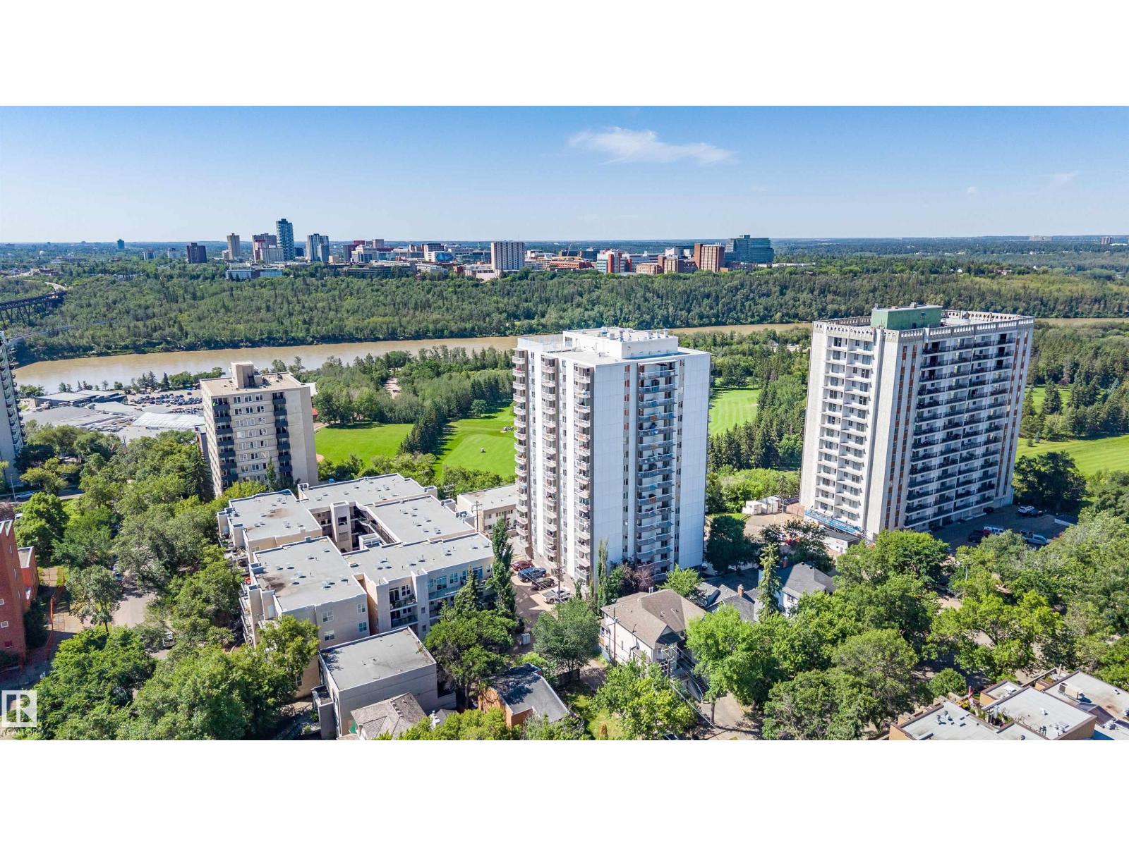 #205 9835 113 ST NW - 48