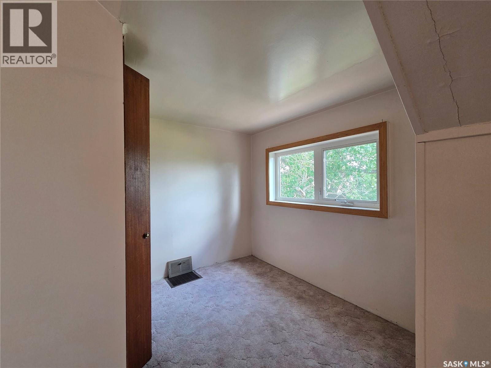 304 1st AVENUE — photo 26
