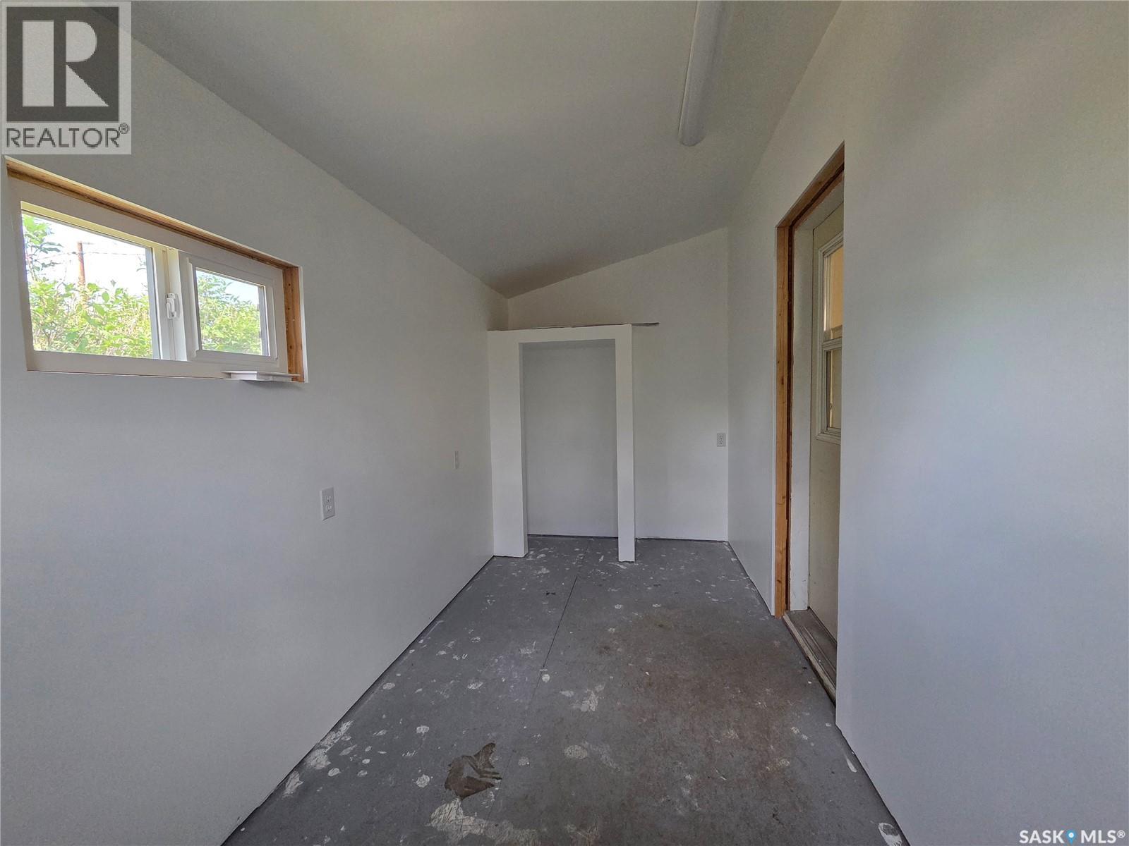 304 1st AVENUE - photo 3