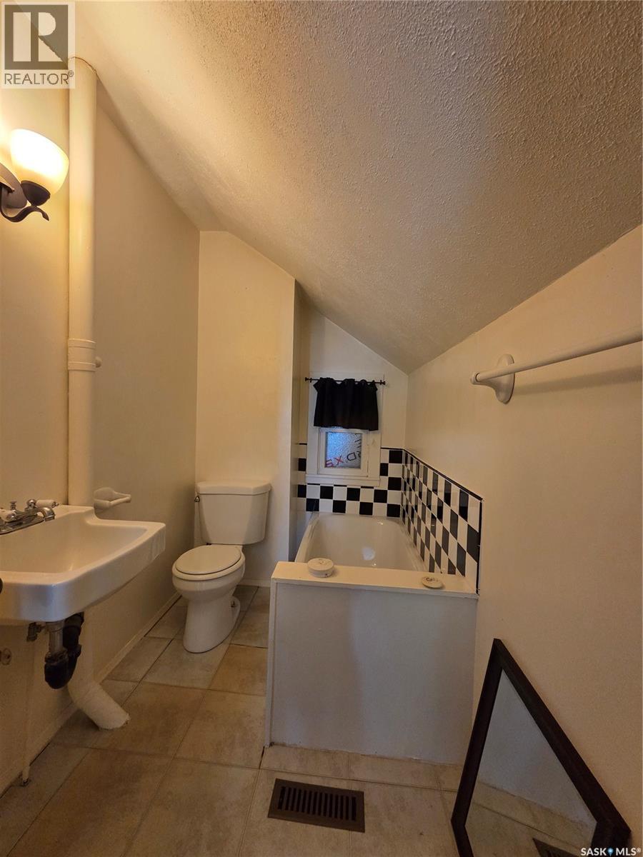 304 1st AVENUE — photo 33