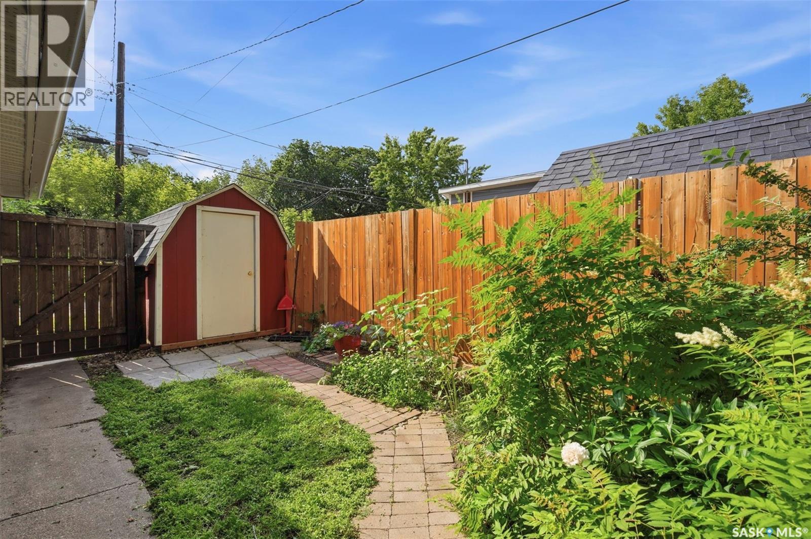 805 H AVENUE S — photo 30