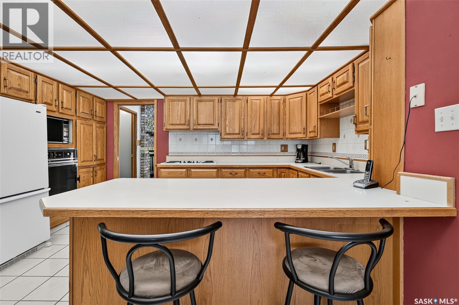 1154 Warner STREET W - 13