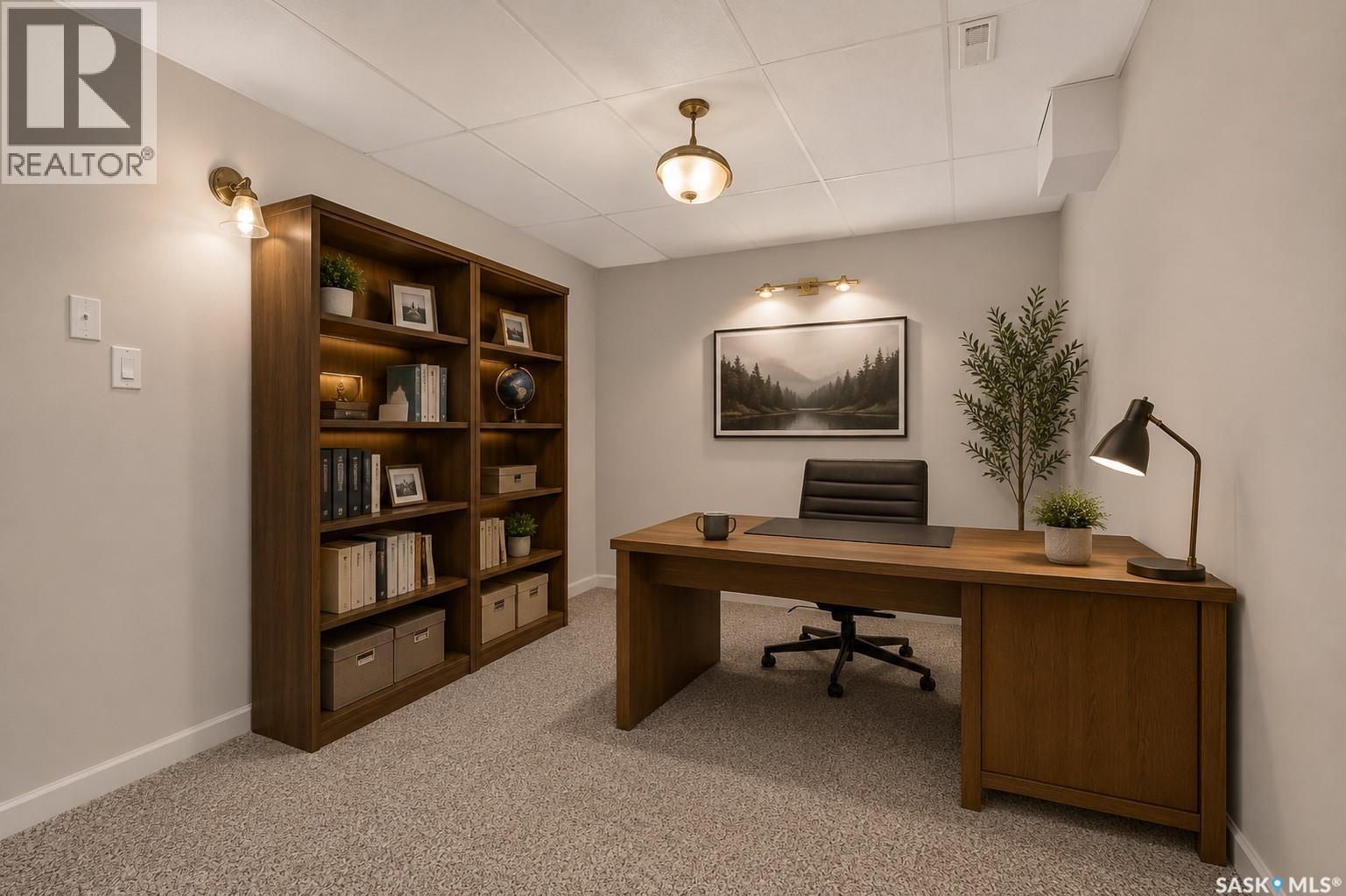 1154 Warner STREET W - 55
