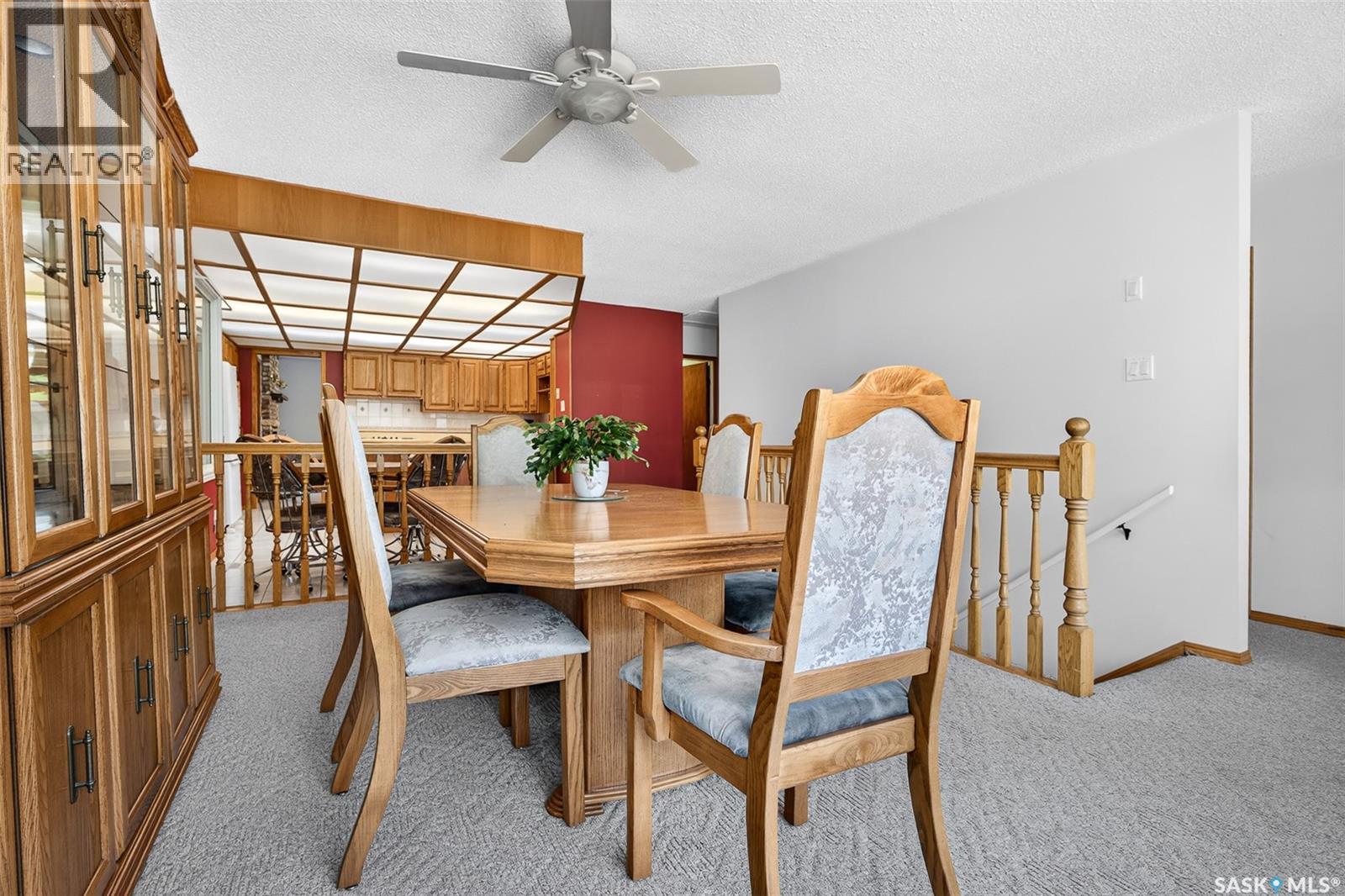 1154 Warner STREET W - 7