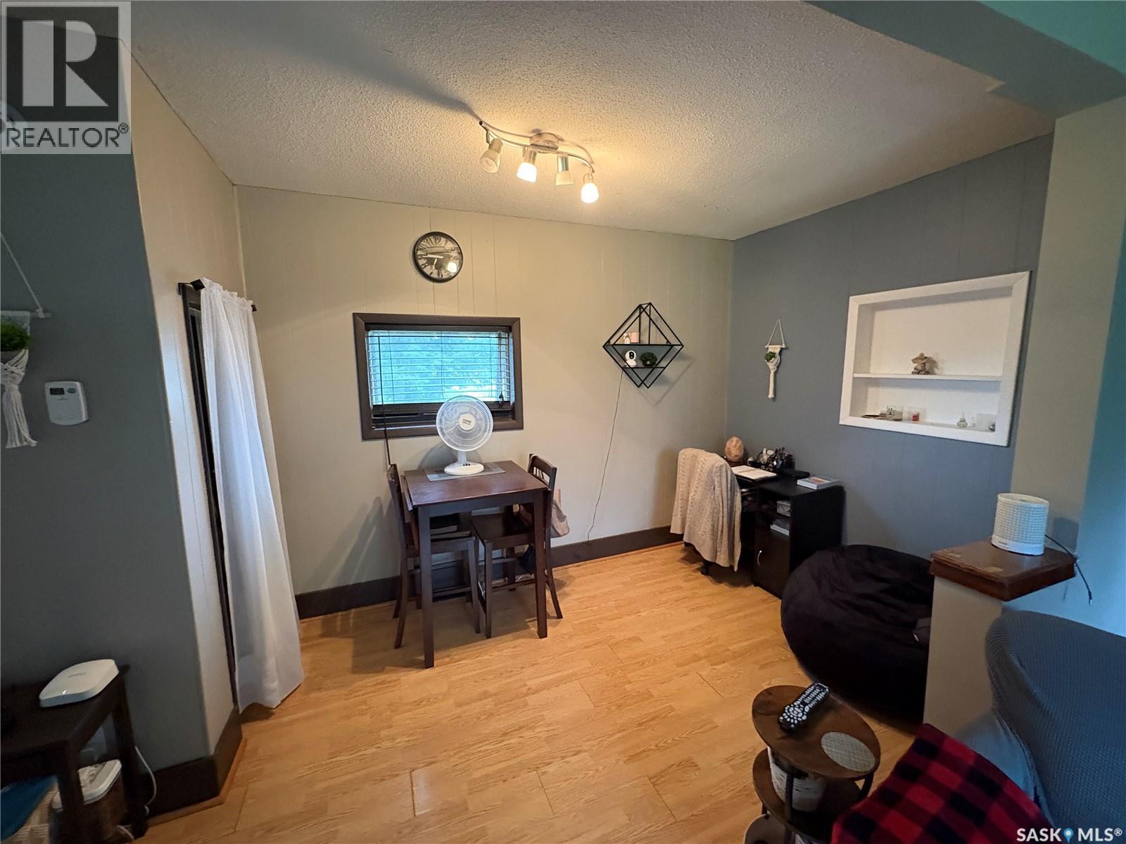 409 Second STREET N - 11