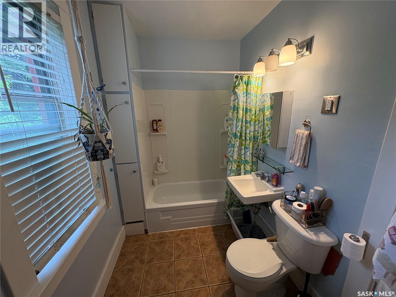 409 Second STREET N - 14