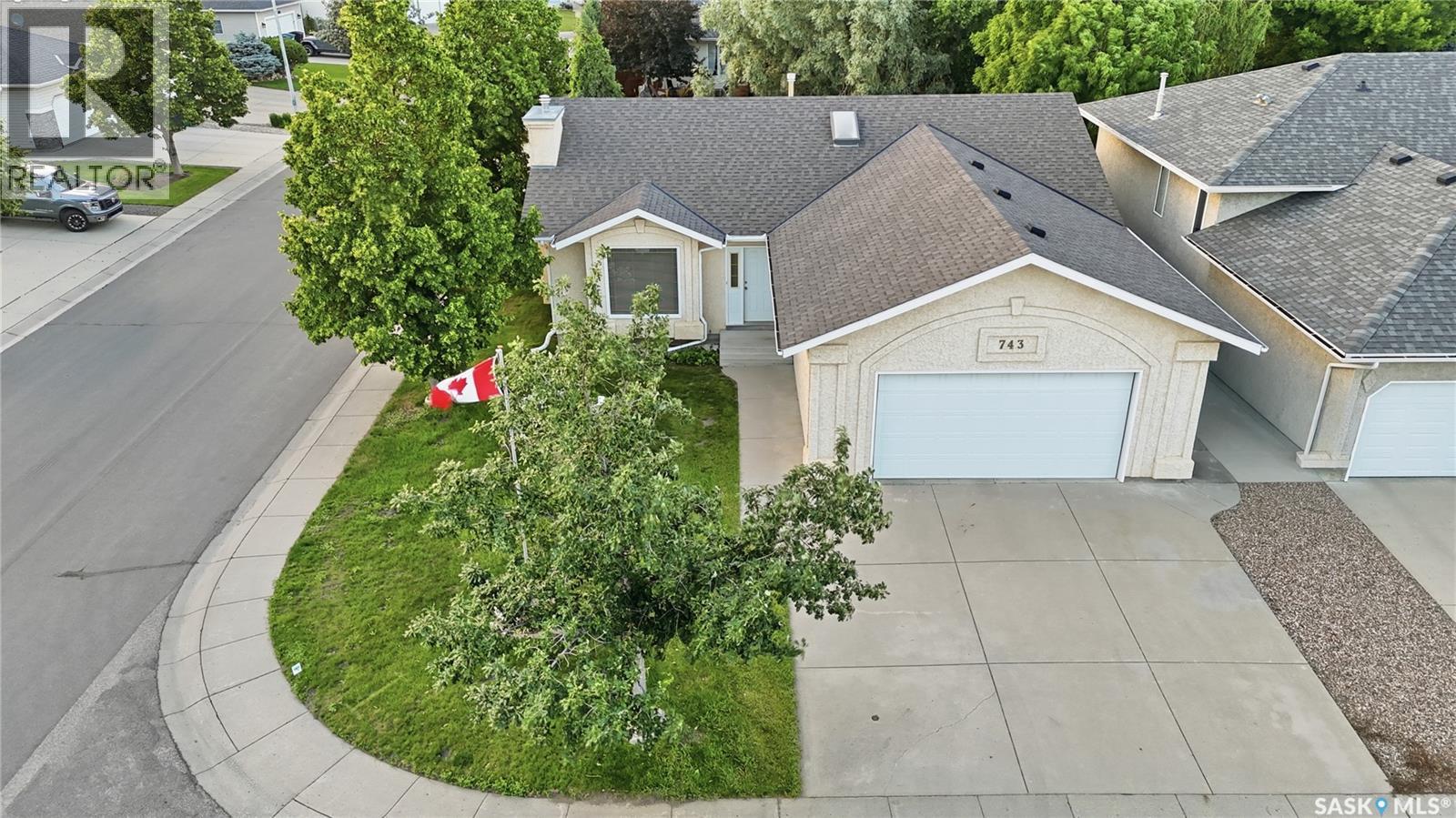 743 Pezer COURT - 2