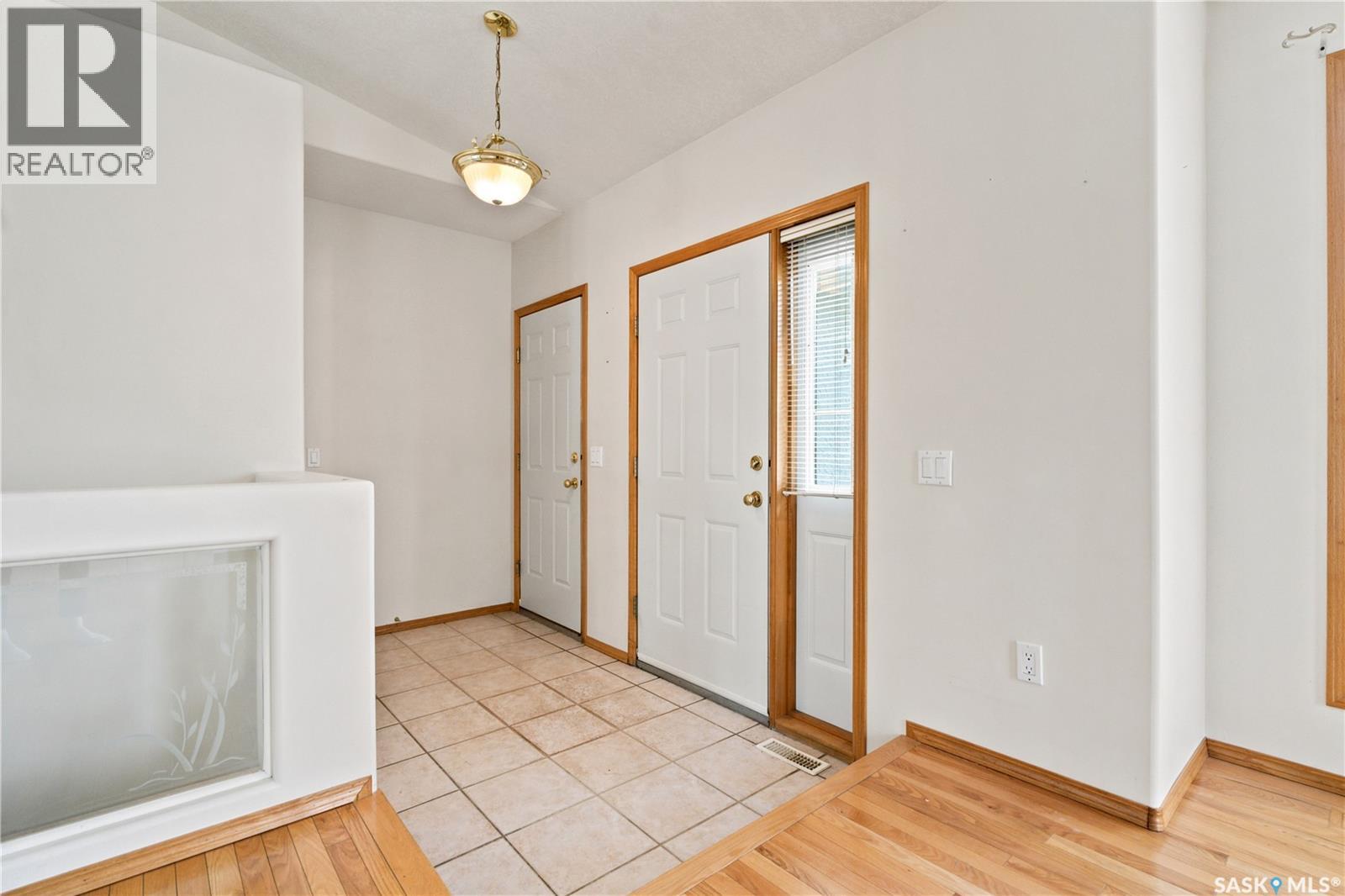 743 Pezer COURT - 8