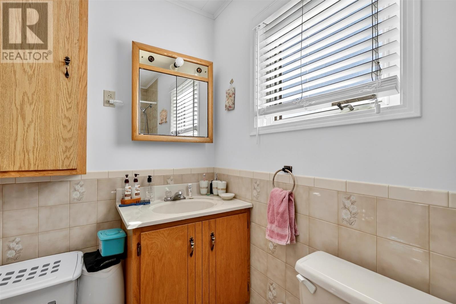 272 Bishops Cove Shore Road - 25