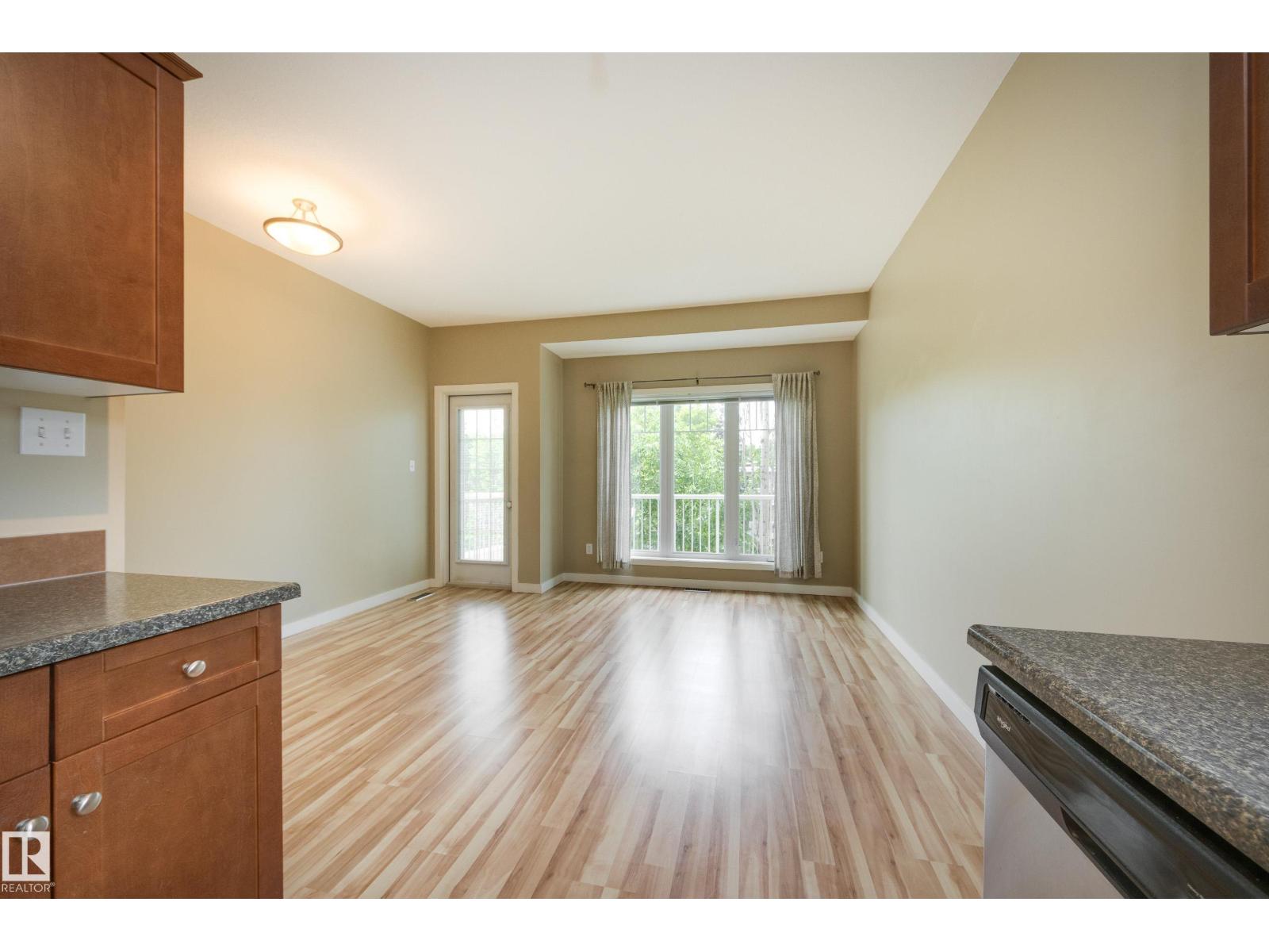 #6 11917 103 ST NW - 11