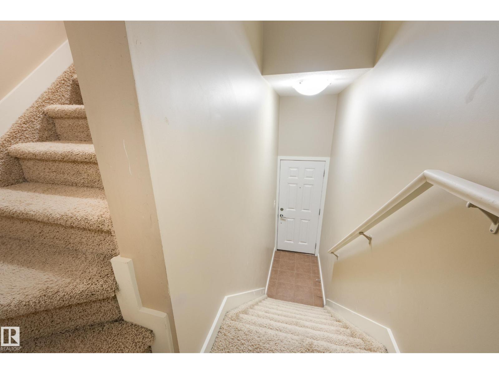 #6 11917 103 ST NW - 8