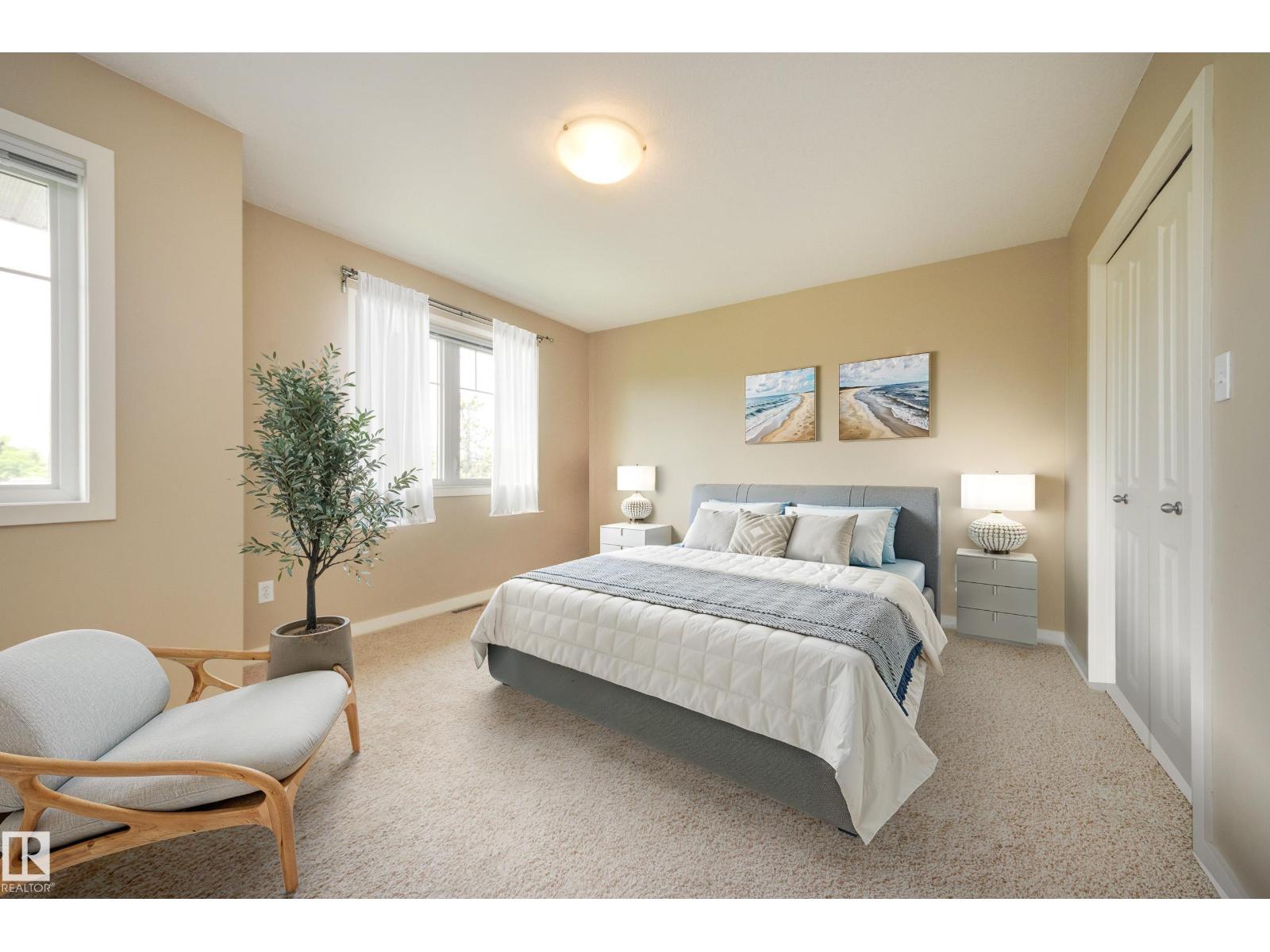 #6 11917 103 ST NW - 3