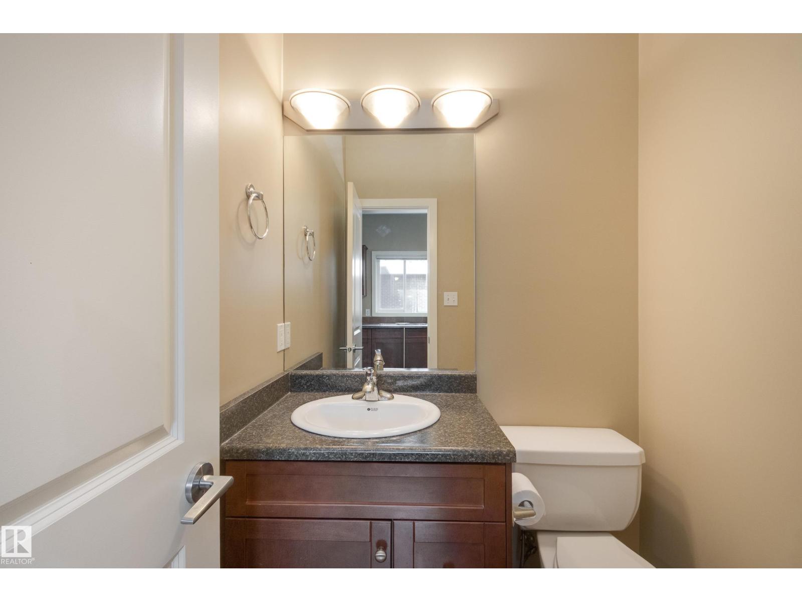#6 11917 103 ST NW - 25
