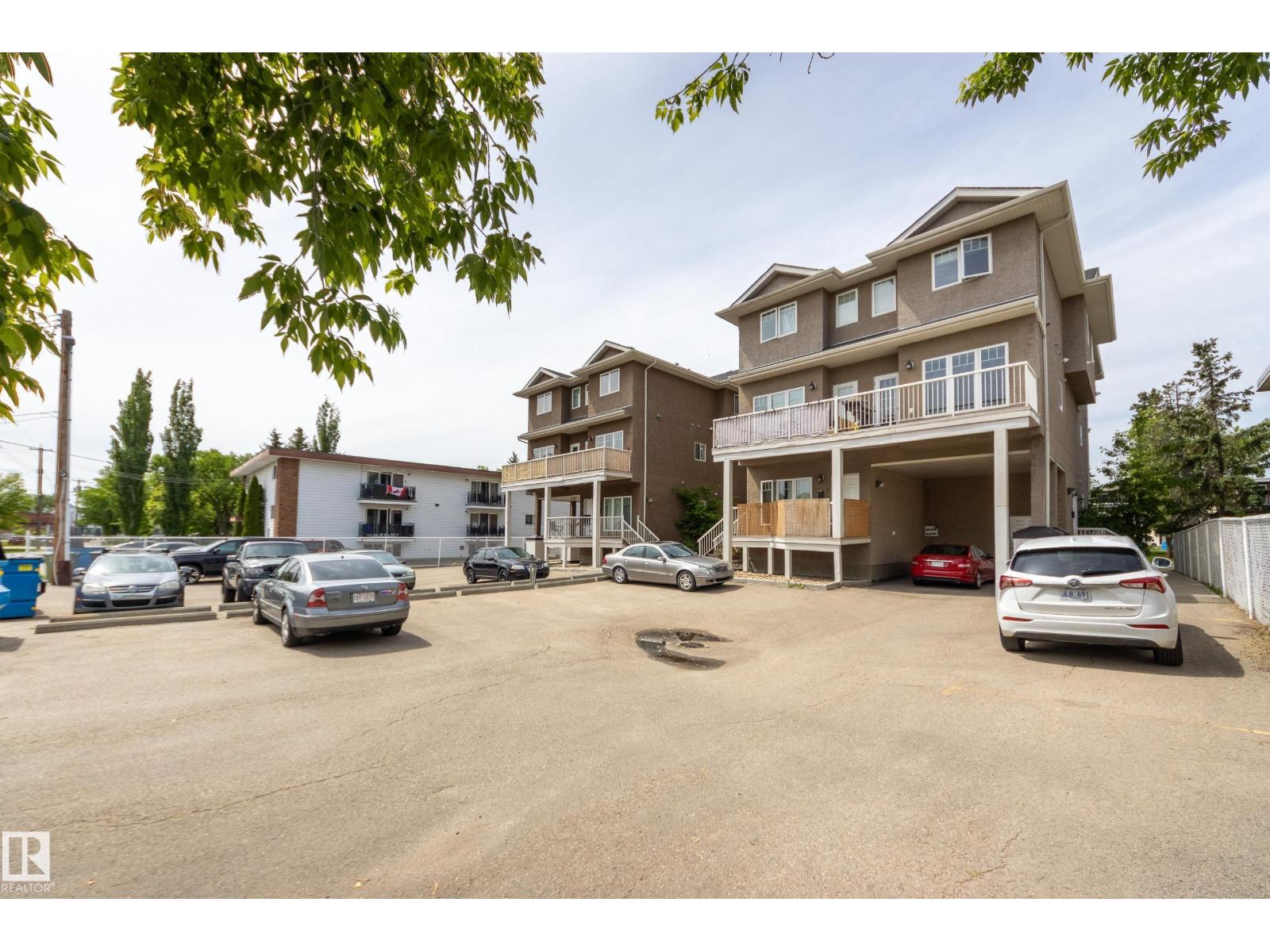 #6 11917 103 ST NW - 49