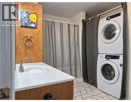 258 Rue Principale, Pointe Verte, NB E8J2W8 Photo 13