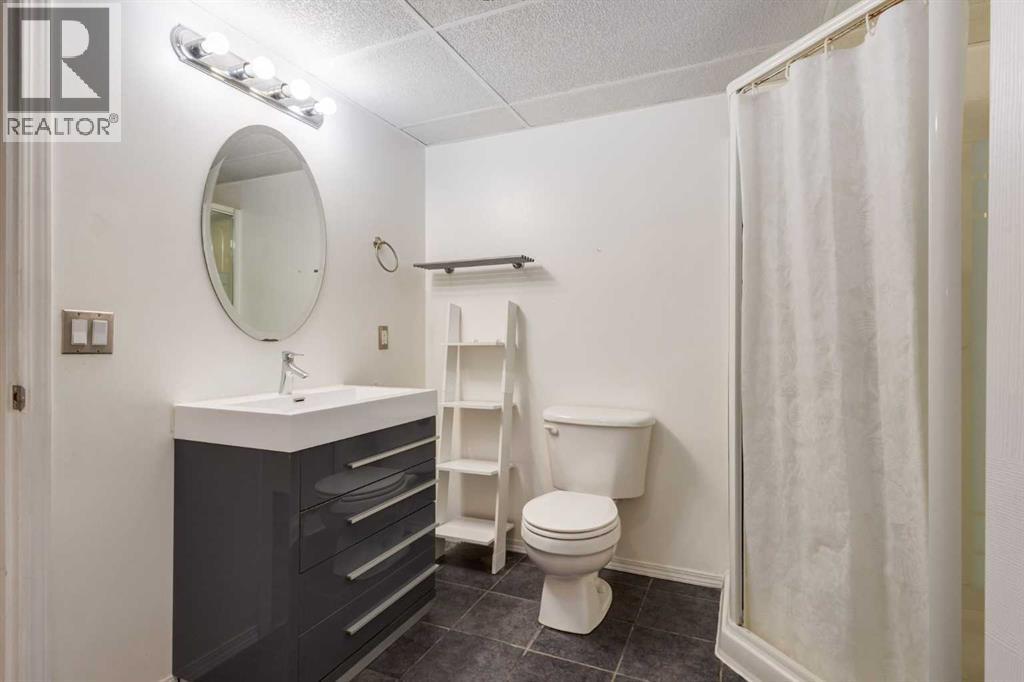 7203 5 Street SW - 30