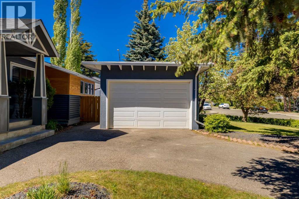 7203 5 Street SW - 34