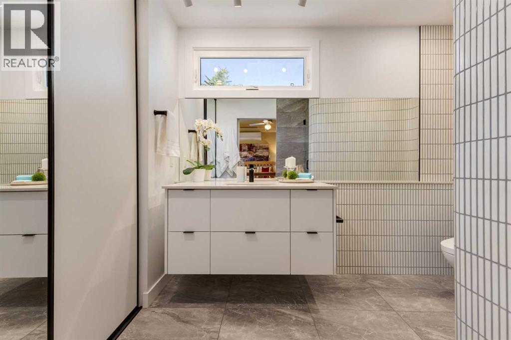 7203 5 Street SW - 16