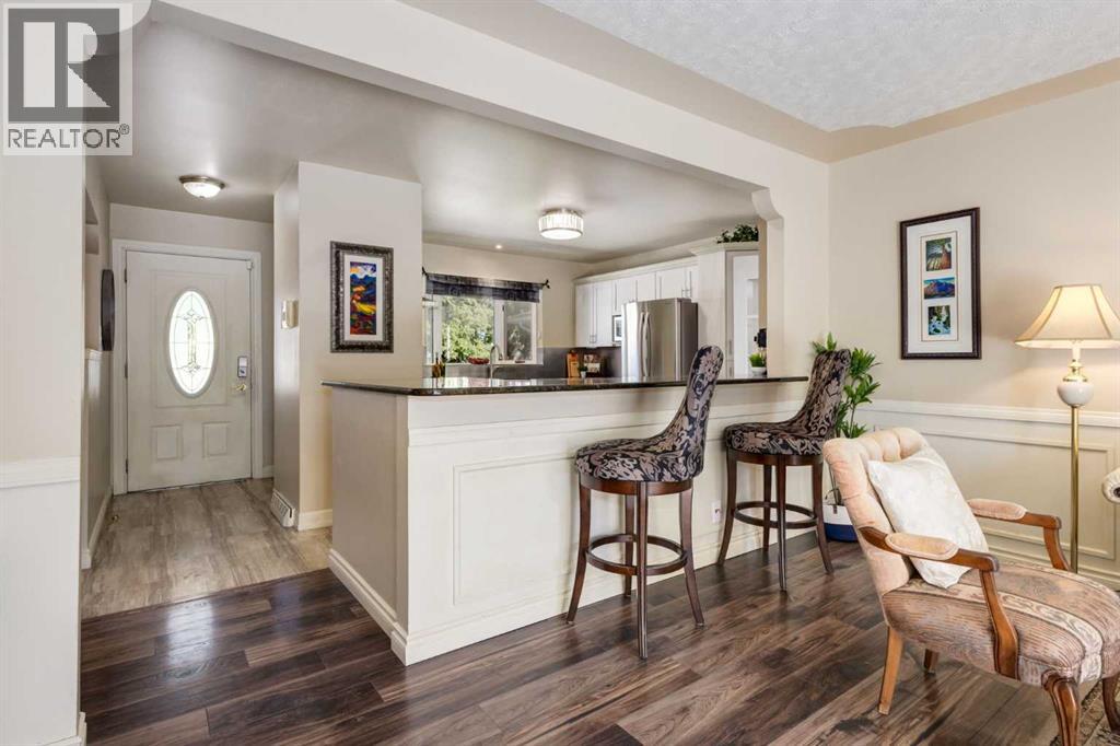 7203 5 Street SW - 3