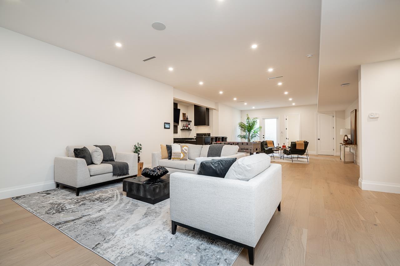 8888 HADDEN STREET, Langley