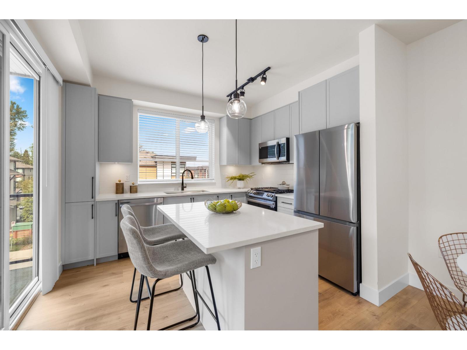 324 7506 199A STREET, Langley