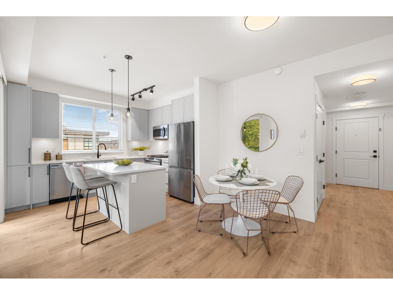 324 7506 199A STREET, Langley