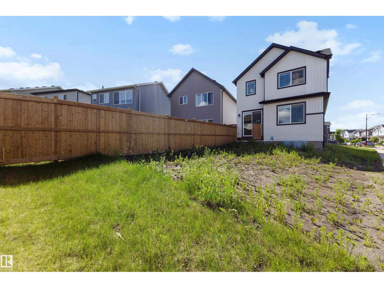 3569 ERLANGER LINK NW - 35