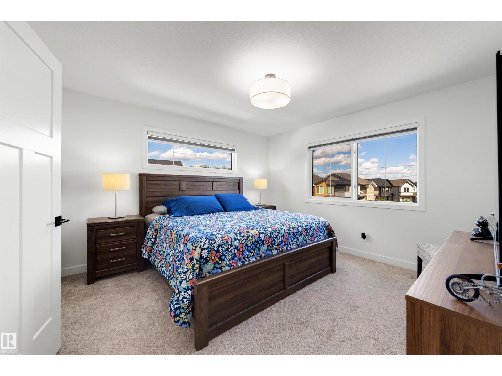 3569 ERLANGER LINK NW - 4