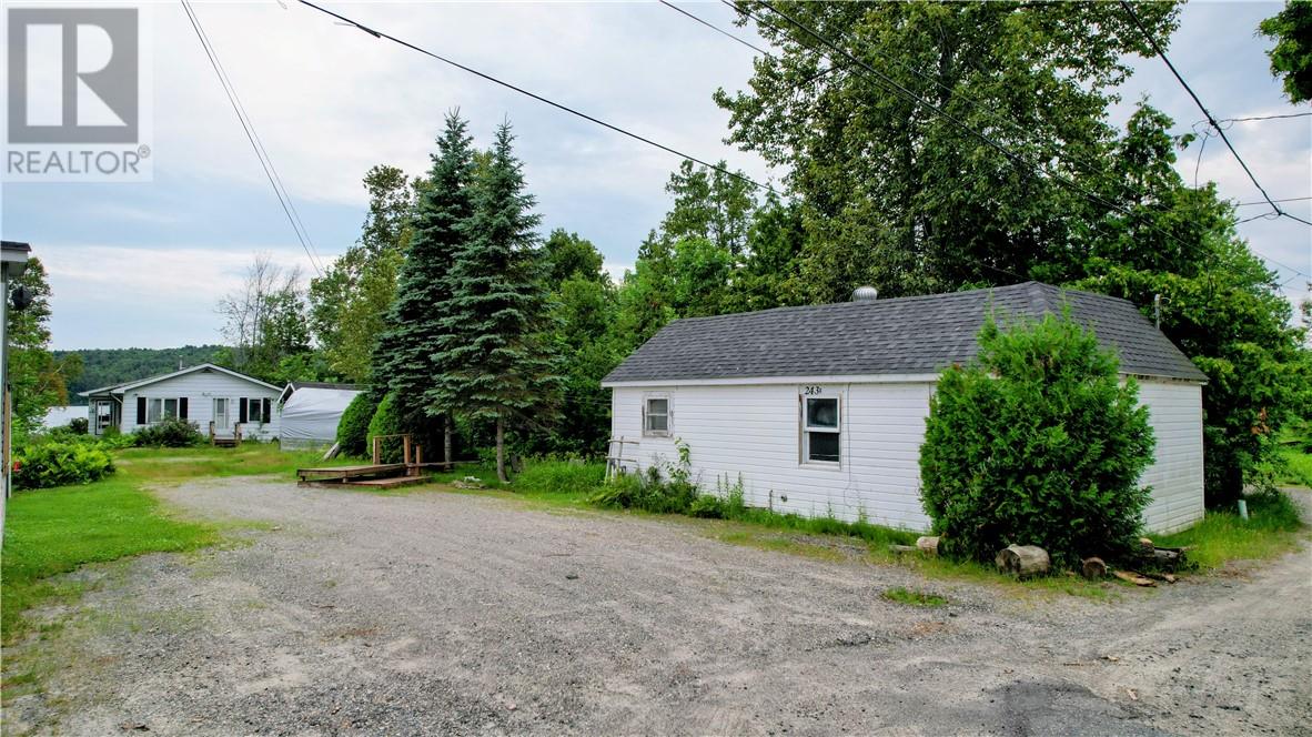 243 SIMON LAKE Drive - 5