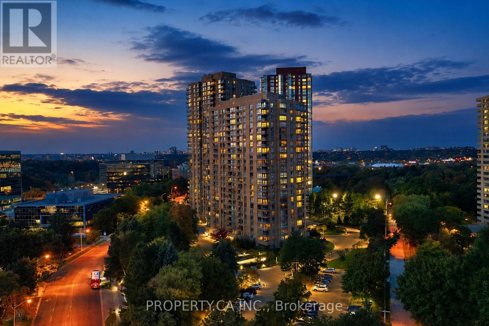 #1202 1 CONCORDE PLACE - 1