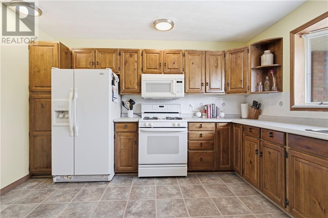 241 Woodward Avenue - Image 12