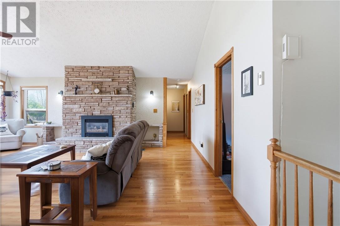 241 Woodward Avenue - Image 15