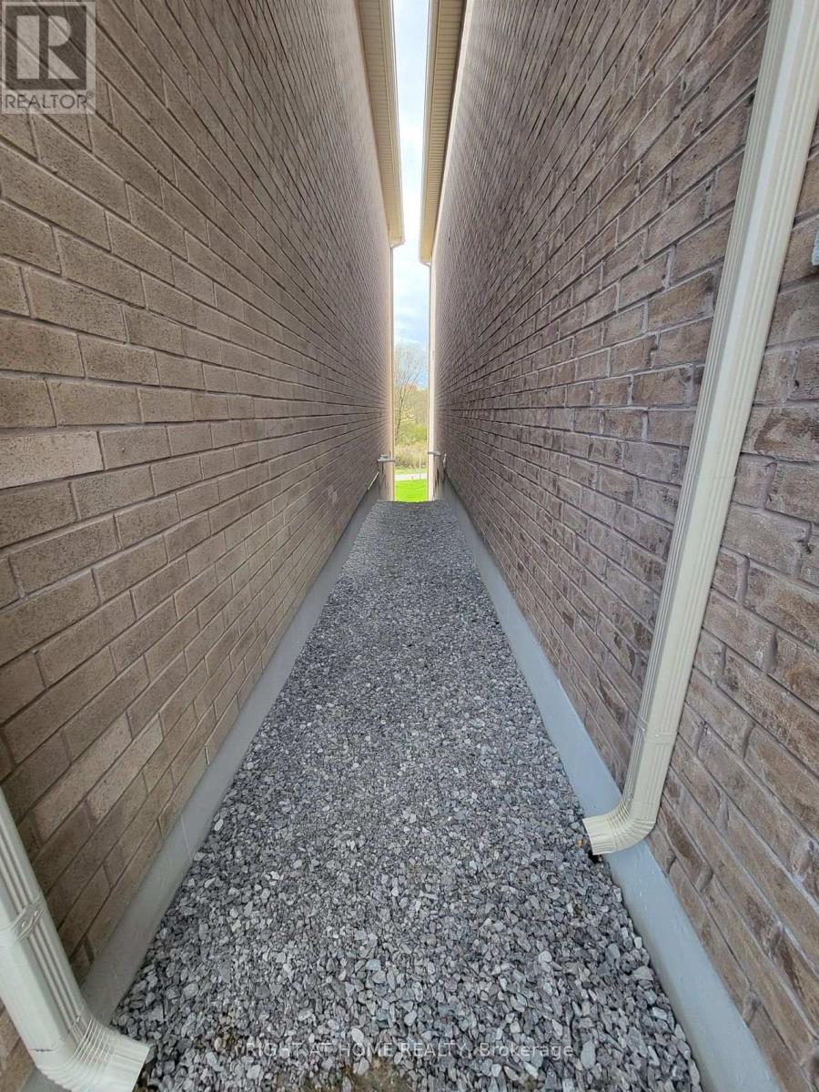 111 BAYARDO DRIVE - 27